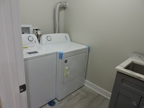 5650 Bishop St, Chicago IL  60636-1316 exterior