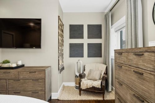 4916 Hatfield St, Pittsburgh PA 15201-2727 exterior