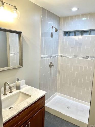 5487 Pernod Ave, Saint Louis MO 63139-1505 exterior