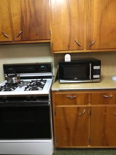 920 Livingston St, Sylvan Beach MI 49461-1535 exterior