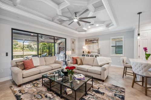 2862 Aviamar Cir, Naples FL 34114-9564 exterior