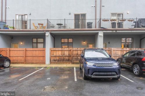 1533 Fairmount Ave, Philadelphia PA  exterior