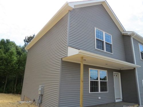 301 Homestead St, Manchester, CT 06040