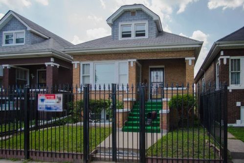 2234 Knox Ave, Chicago, IL 60639-3414