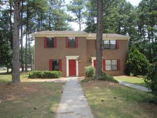 480 Charleston Ln, Lawrenceville GA  30046-5682 exterior