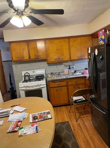 1913 93 St, Chicago IL 60643-6358 exterior