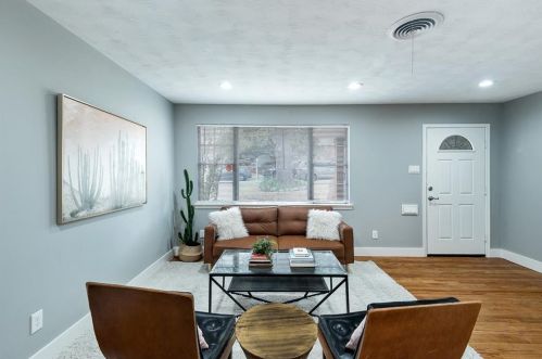 2540 El Cerrito Dr, Dallas TX  75228-5913 exterior