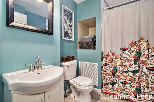 1127 Whiting St, Wyoming MI exterior