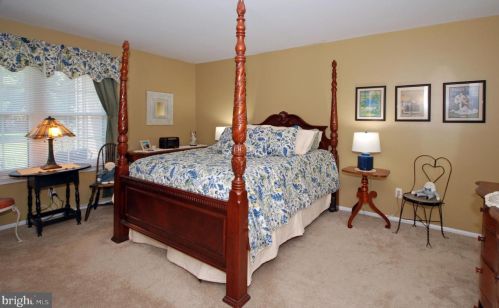 149 Wyndham Pl, Trenton NJ 08691-3130 exterior