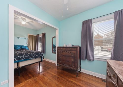 1908 8 Ave, Broadview IL 60153-1909 exterior