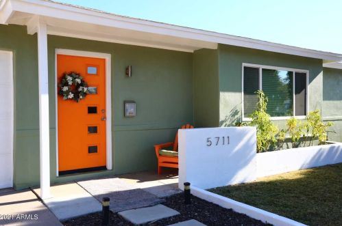 5711 12 Pl, Phoenix AZ 85014-5157 exterior