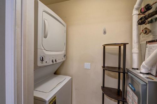 3282 Stonecreek Dr, Madison WI 53719-5250 exterior