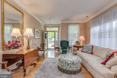 77 Warwick Way, Southampton NJ 08088-1150 exterior