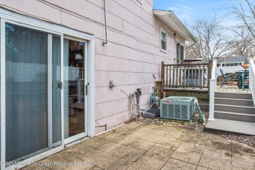 22 Connecticut Concourse, Jackson Twp NJ 08527-1425 exterior