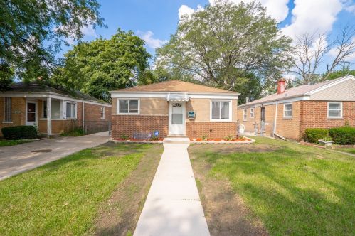 12510 Loomis St, Chicago IL  60827-6103 exterior