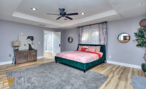 4495 Kent Rd, Atlanta GA  30337-5205 exterior