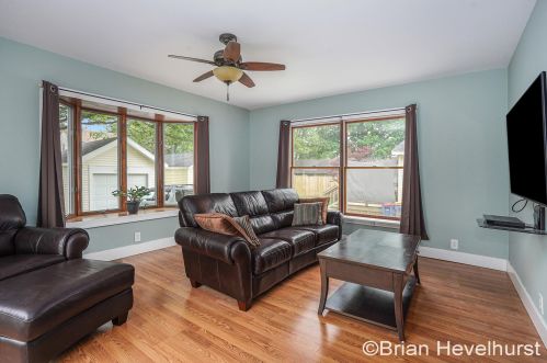 1424 Widdicomb Ave, Grand Rapids MI 49504-3046 exterior