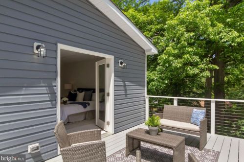 6511 Kansas Ln, Silver Spring MD  20912-4719 exterior