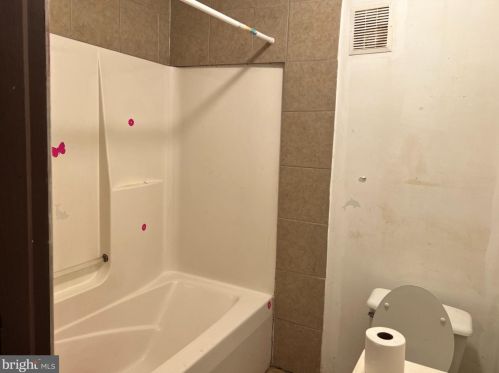 107 58 St, Philadelphia PA 19131-0041 exterior