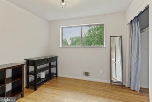 906 Belgrade Rd, Silver Spring MD 20902-3248 exterior