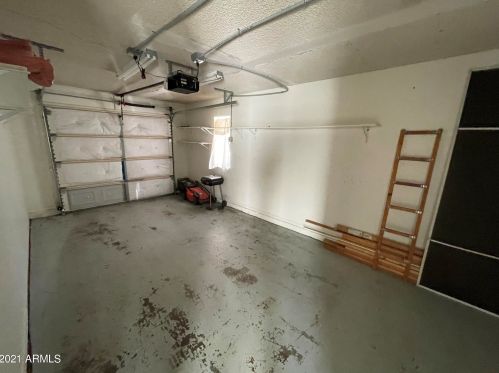 16023 25 Dr, Phoenix AZ exterior