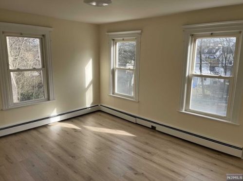 15 2nd St, Kinnelon NJ  07405 exterior