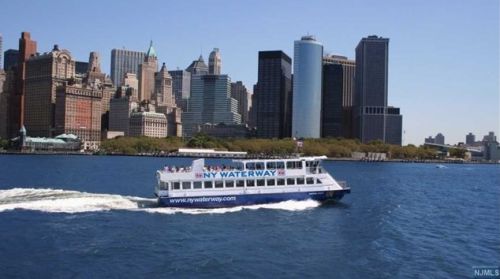 315 Livingston Ct, Edgewater NJ 07020-1639 exterior