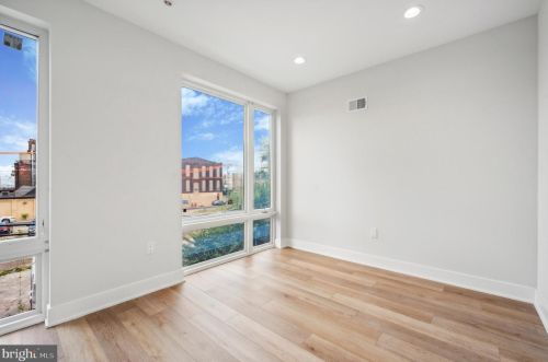 1741 Marshall St, Philadelphia PA 19120-3742 exterior