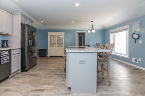 5555 2 St, Kalamazoo MI 49009-8576 exterior