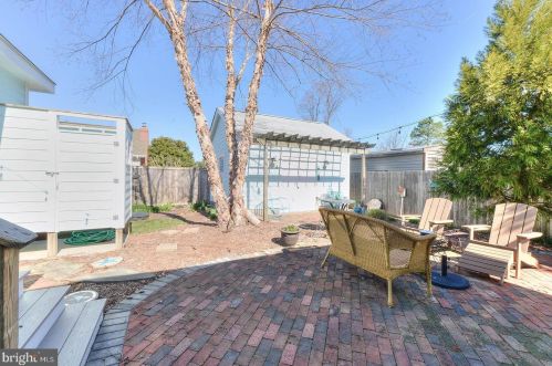 121 3 St, Lewes DE 19958-1328 exterior