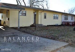 6630 Arborglade Ln, Topeka KS  66619-1345 exterior