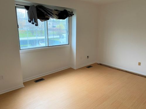 7542 Whitcomb St, Gary IN 46404-2618 exterior