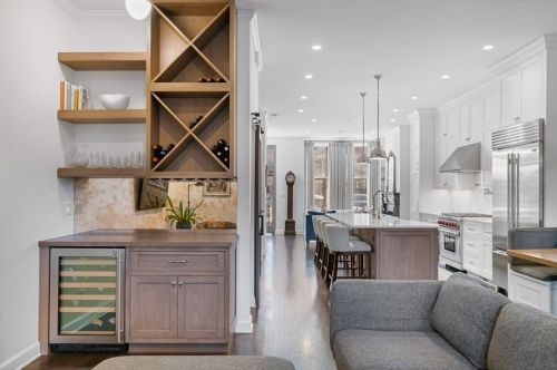 1626 Hermitage Ave, Chicago IL 60622-1402 exterior