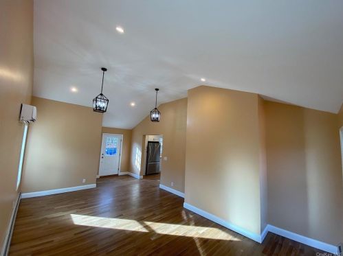 16 Daria Dr, Poughkeepsie NY 12603-5430 exterior