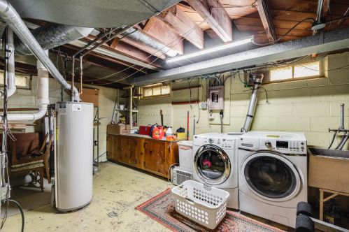 3220 21 St, Milwaukee WI 53215-4403 exterior