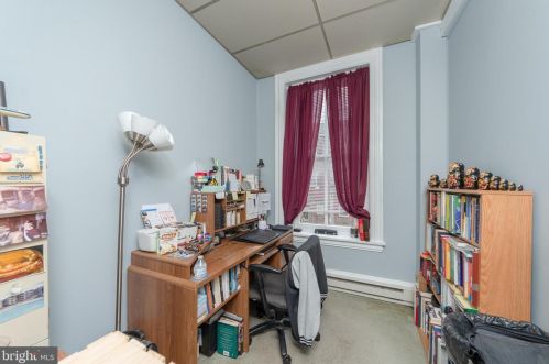 113 Walnut St, Lancaster PA 17602-2451 exterior