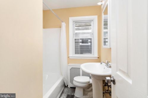 125 Elizabeth Ave, Trenton NJ 08610-6520 exterior