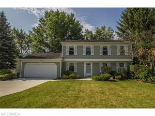 16841 Drake Rd, Cleveland OH  44146-6120 exterior