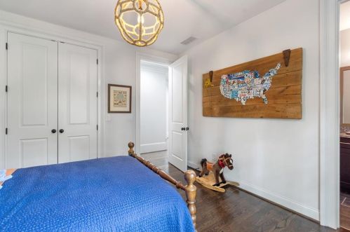 3466 Inman Dr, Atlanta GA 30319-2443 exterior