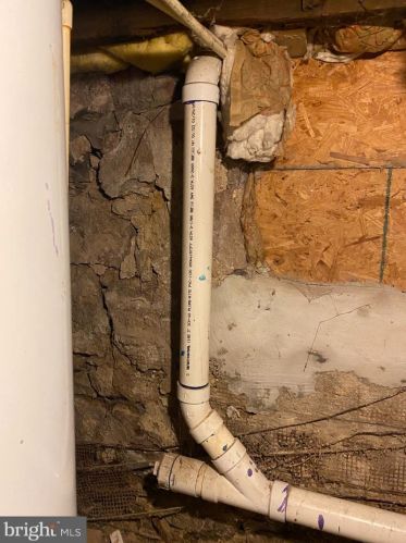 60 Fountain Ave, Trenton NJ 08618-3826 exterior