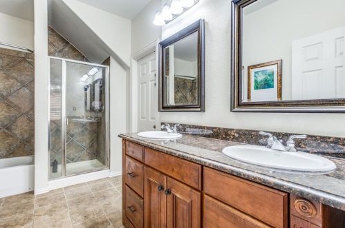 11026 Ln Grange Dr, Frisco TX 75035-6403 exterior