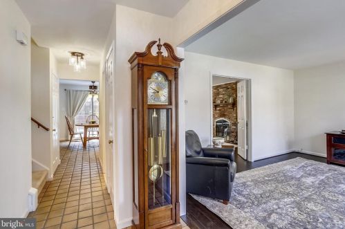 1917 Olivine Ct, Silver Spring, MD 20904-5323