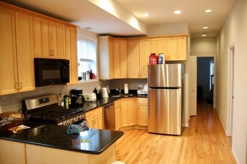 1119 Addison St, Chicago IL 60613-3806 exterior