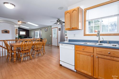 3711 Wonder Lk Rd, Bull Valley IL 60097-9081 exterior