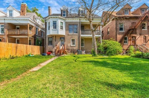 5226 Washington Pl, Saint Louis MO 63108-1116 exterior