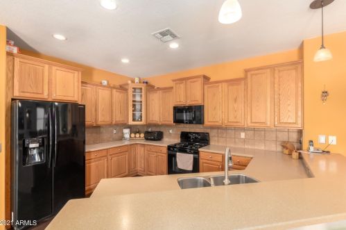 1773 San Carlos Pl, Chandler AZ 85249-2027 exterior