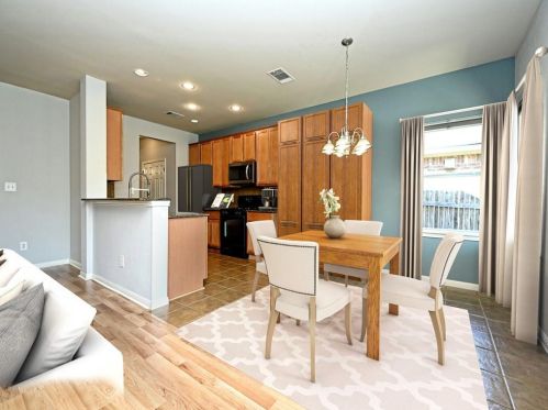 9609 Castle Pines Dr, Austin TX 78717-3898 exterior