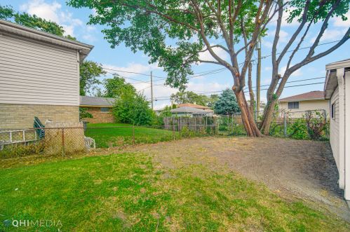 14343 Lincoln Ave, Dolton IL 60419-2338 exterior