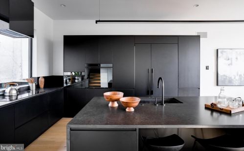 1355 Kater St, Philadelphia PA 19147-1817 exterior