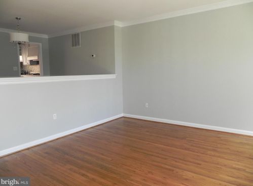 1435 Mclean Mews Ct, Mc Lean VA  22101-3800 exterior